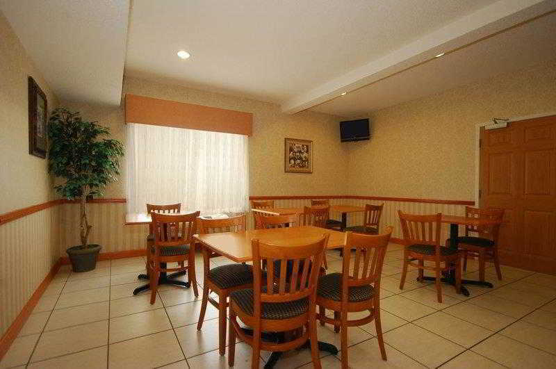 Red Roof Inn & Suites Carrollton, Ga - West Georgia Экстерьер фото